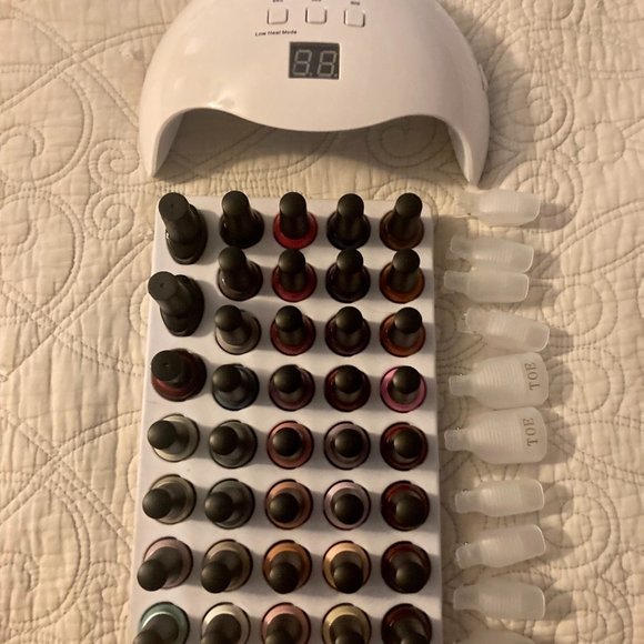 💅 Bundle - 36 Gellen Gel Polish Kit & LED Curing Lamp - Picture 2 of 9